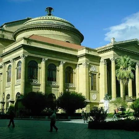 ベッド・アンド・ブレックファスト Lt Teatro Massimo パレルモ
