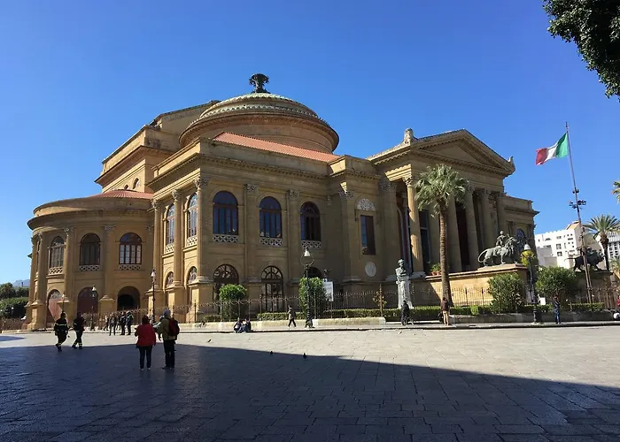 Lt Teatro Massimo Bed & Breakfast